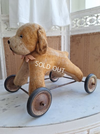 画像8: 車輪付フレンチ犬