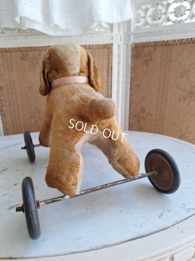 画像11: 車輪付フレンチ犬