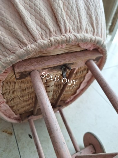 画像21: アンティークドールベッド