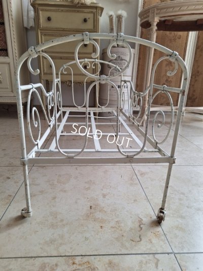 画像12: アンティークアイアンドールベッド