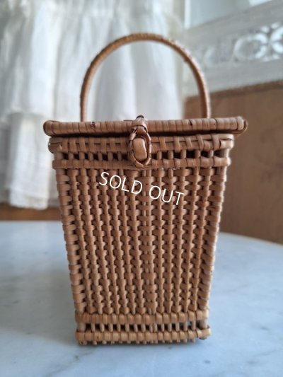 画像9: アンティークドールバスケット