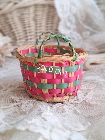 画像20: バスケット付猫