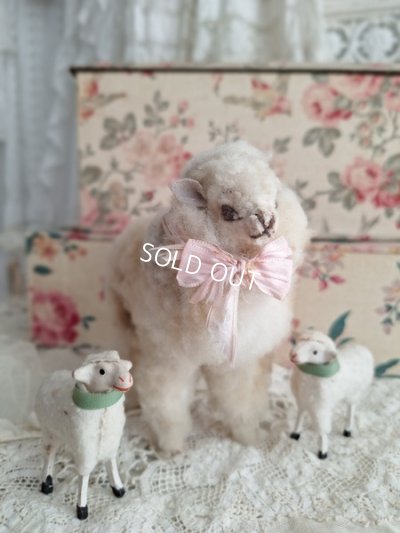antiquecottonsheep