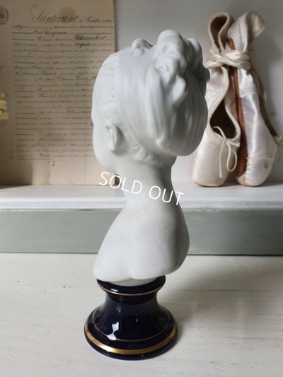 画像5: Louise Brongniar胸像