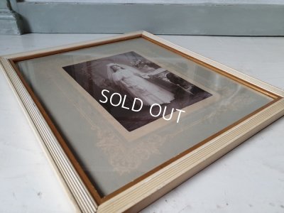 画像10: コミュニオン少女の額