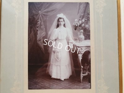 画像2: コミュニオン少女の額