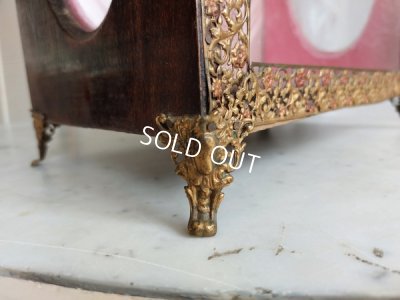 画像11: グローブドマリエガラスケース