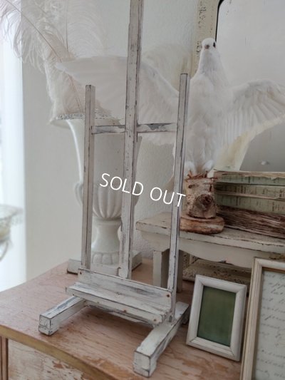 easel