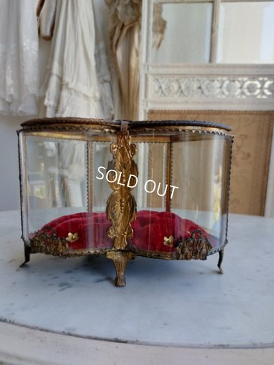 画像14:  アンティークマリアージュガラスケース