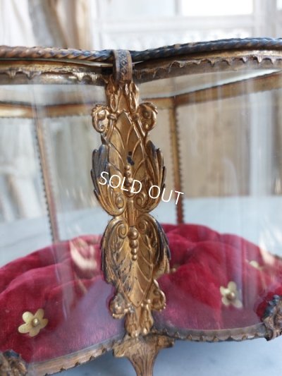 画像4:  アンティークマリアージュガラスケース