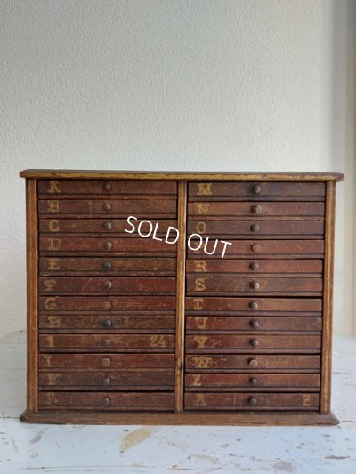 画像3: アンティークイニシャルテープキャビネット