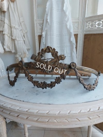 画像3: アンティークベッドクラウン