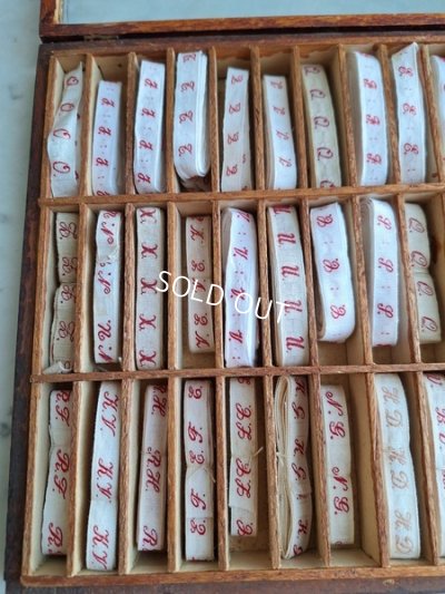 画像4: イニシャルテープ付ボックス