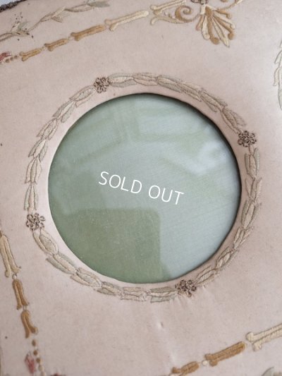 画像6: アンティーク刺繍フォトスタンド