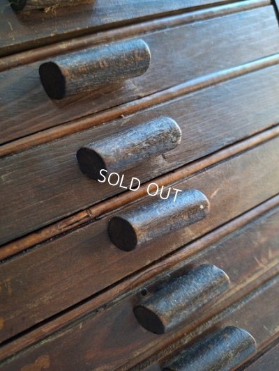 画像11: アンティークイニシャルテープキャビネット