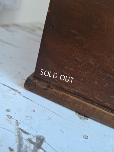 画像13: アンティークイニシャルテープキャビネット