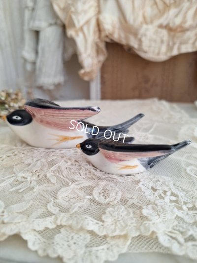 画像3: アンティーク陶器ツバメ2羽セット