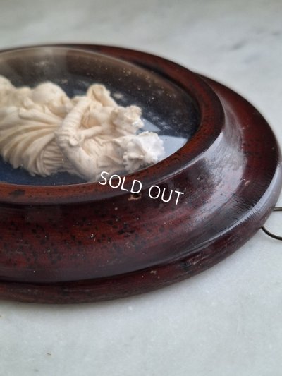 画像14: アンティーク聖母子メダイヨン