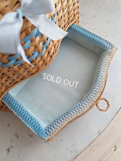 画像17: アンティークソーイングバスケット