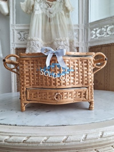 画像8: アンティークソーイングバスケット