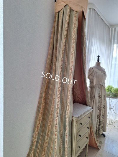 画像5: アンティークカーテン付天蓋