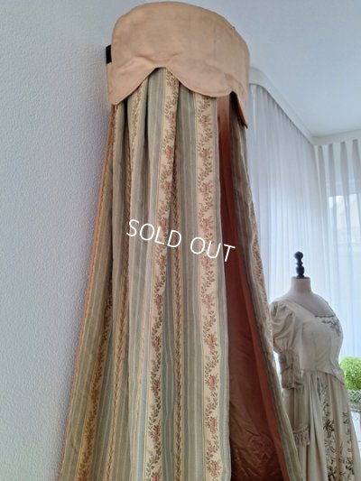 画像7: アンティークカーテン付天蓋