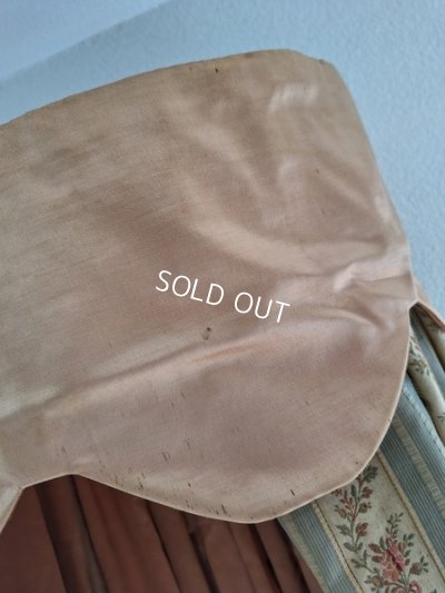 画像14: アンティークカーテン付天蓋