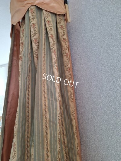 画像21: アンティークカーテン付天蓋