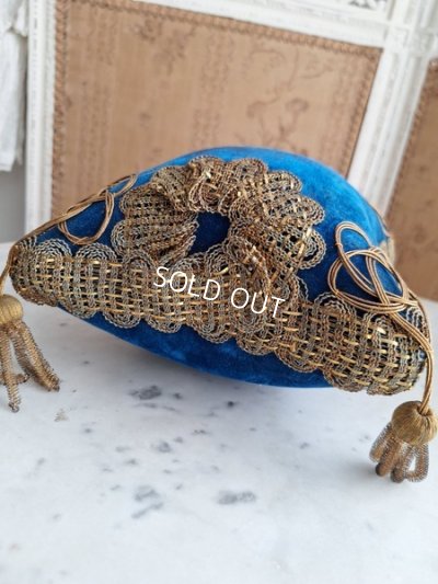 画像22: マリエスタンド付クッション