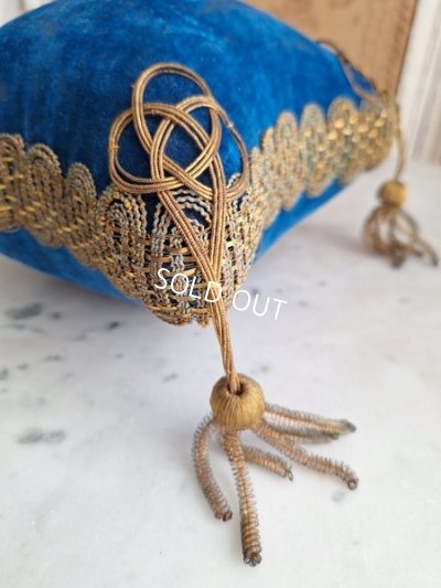 画像24: マリエスタンド付クッション