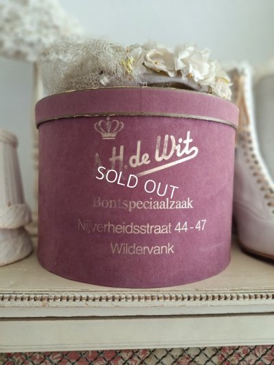 hatbox