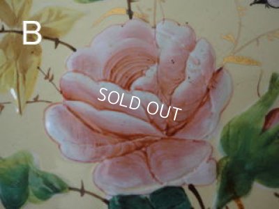 画像9: ホーロー製小鳥とローズ柄手描きプレート