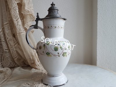 画像9: ホーロー製ピッチャー