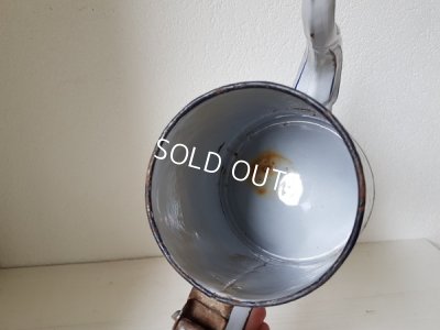 画像2: ホーロー白手描き花柄コーヒーポット