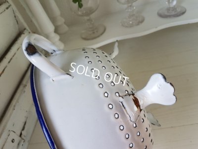 画像3: 白いホーロー猫脚コランダー