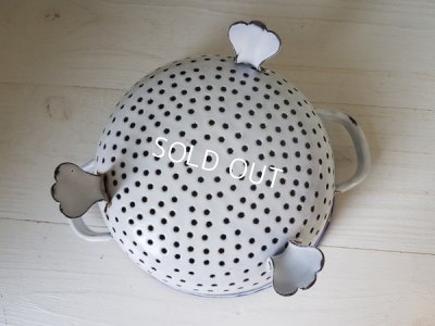 画像9: 白いホーロー猫脚コランダー