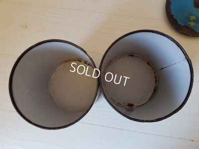 画像14: ホーローローズと小鳥柄キャニスター