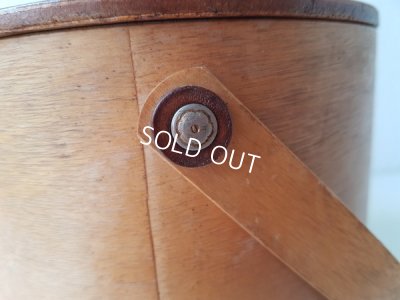 画像12: 木製ビスケットボックス