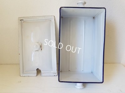 画像8: アンティ―ク白ホーローHerlingeケース