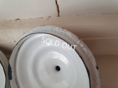 画像12: アンティークホーロー白キャニスター