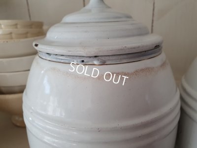 画像15: アンティークホーロー白キャニスター