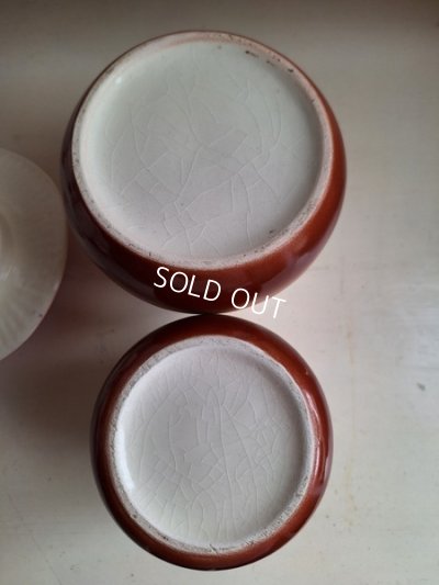 画像14: 陶器製のきのこキャニスター