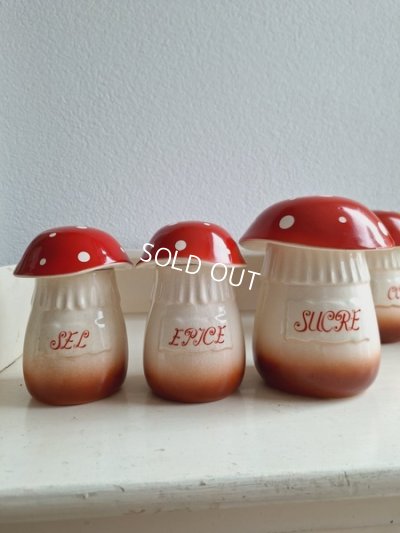 画像2: 陶器製のきのこキャニスター