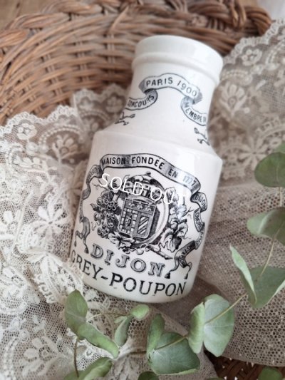 Greypoupon