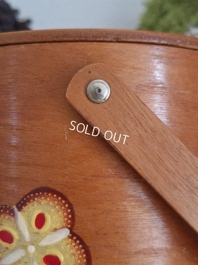 画像9: 木製ビスケットボックス