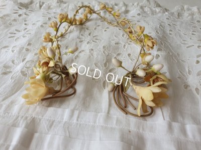 画像9: ベール付きワックスフラワーティアラ