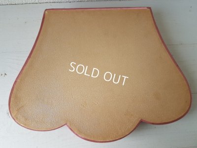 画像8: 犬を抱く女性柄ボックス