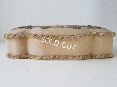 画像13: リボン刺繍装飾ボックス