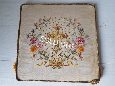 画像8: リボン刺繍礼拝敷