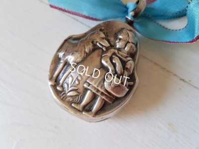 画像2: 赤ずきんちゃん柄ラトル